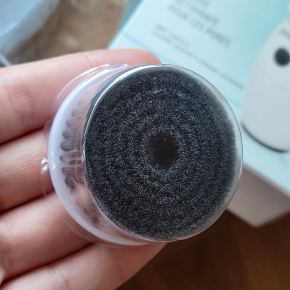 Proactiv Pore Cleansing Brush - Picture 2 of 6